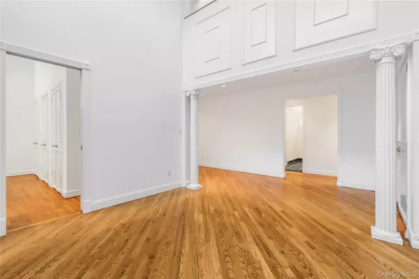 Rye Brook, NY 10573,60 Talcott RD