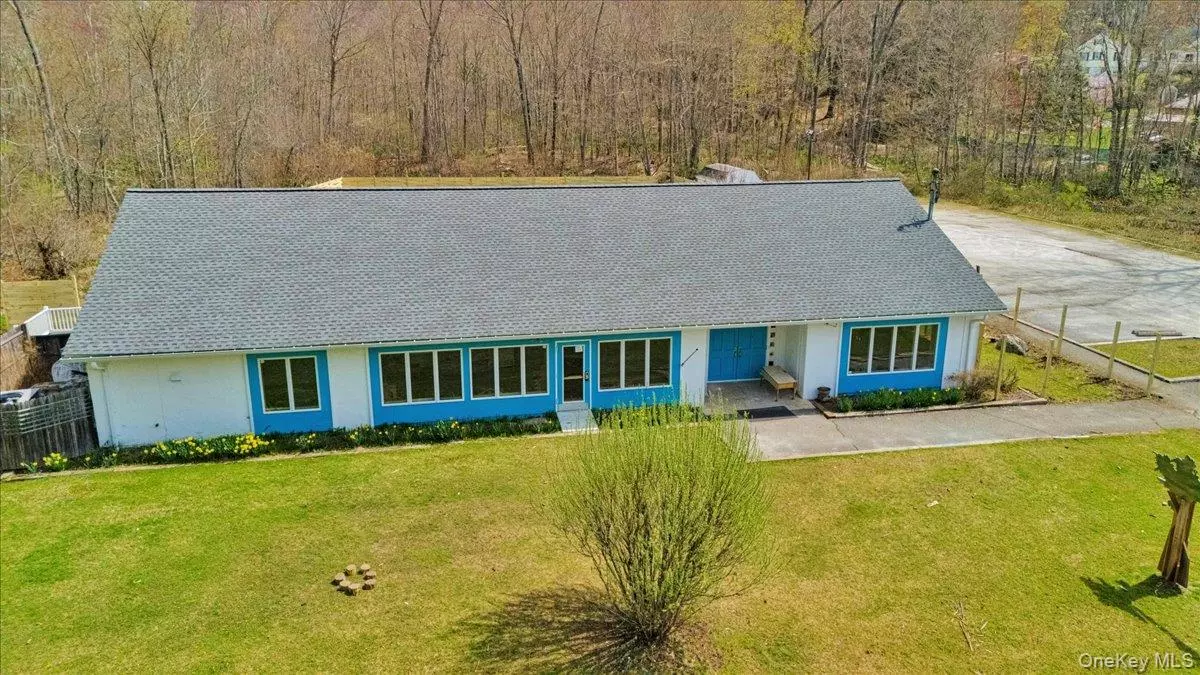 Carmel, NY 10512,4 Glenna DR