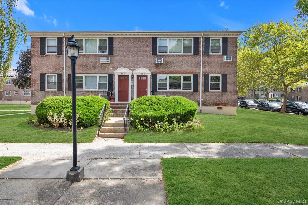 Flushing, NY 11367,152-27 Jewel AVE #169A
