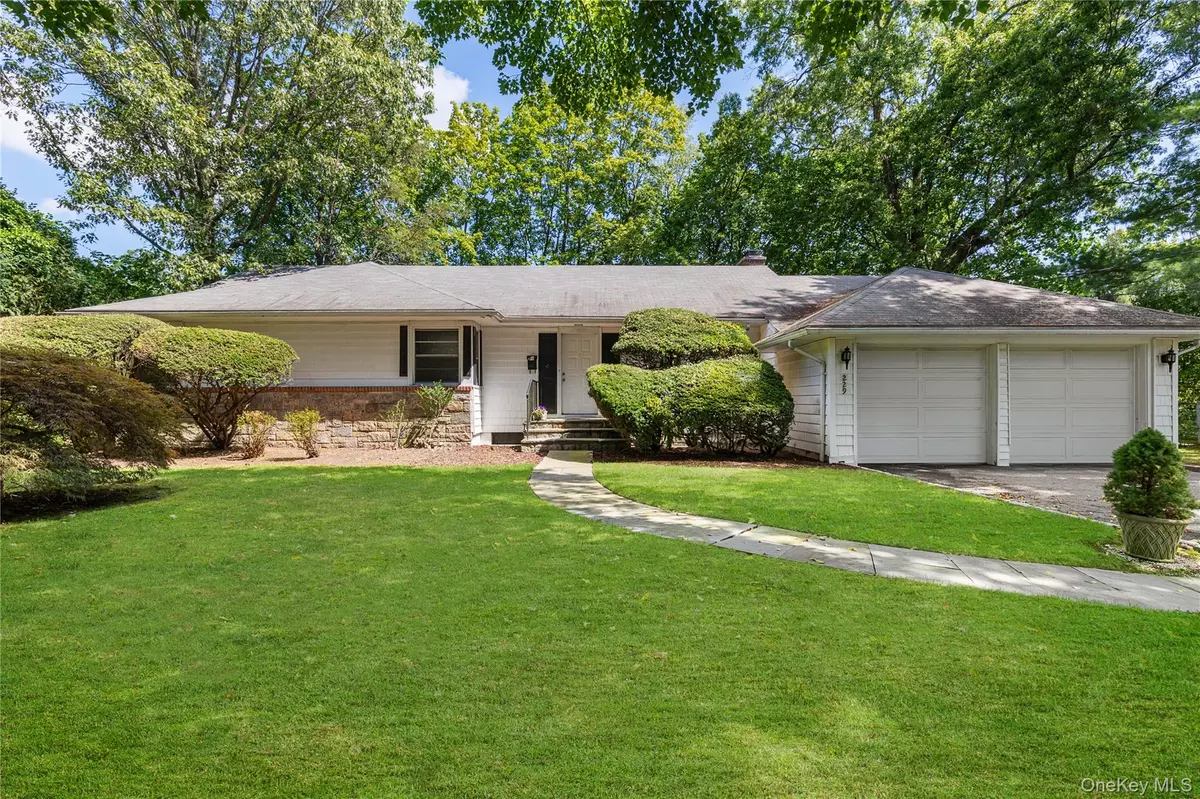 Scarsdale, NY 10583,229 Mamaroneck RD