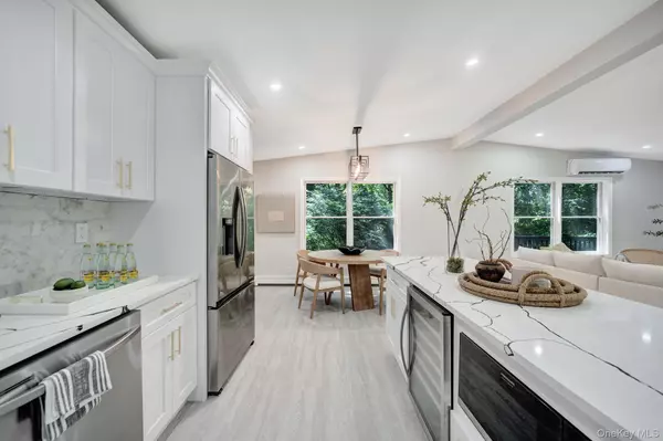 Northport, NY 11768,644A Bread And Cheese Hollow Road