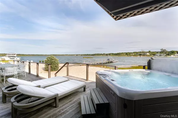 Southampton, NY 11968,8 Landsend LN