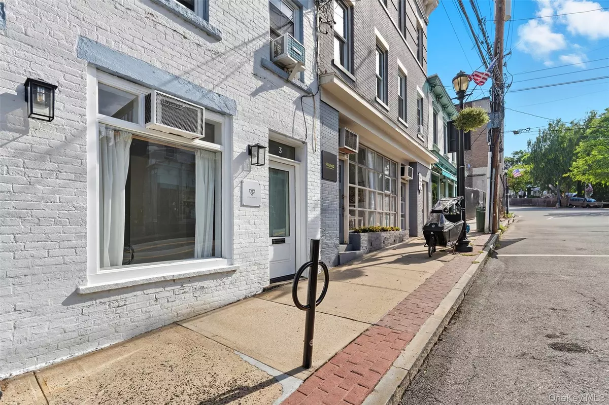Hastings-on-hudson, NY 10706,3 Spring ST