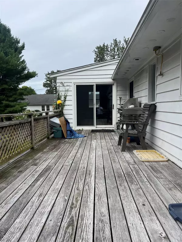 Warwick, NY 10990,240 Spanktown RD