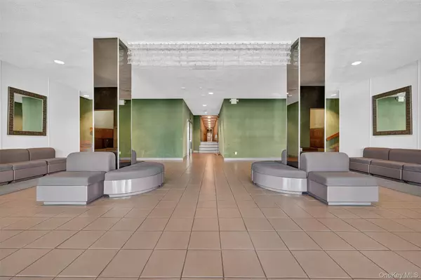 Port Chester, NY 10573,360 Westchester AVE #302