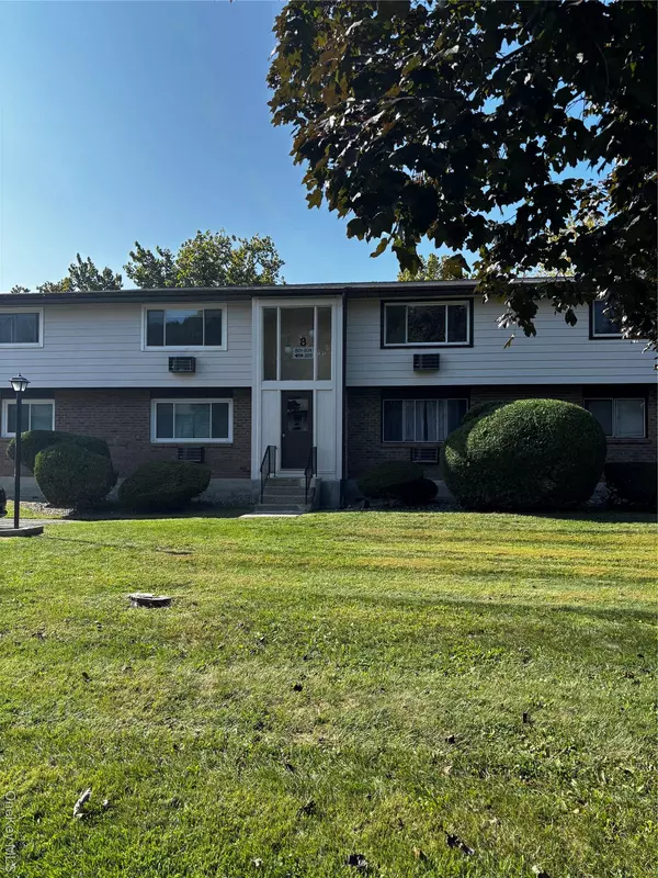 804 Parr Meadow DR, Newburgh, NY 12550