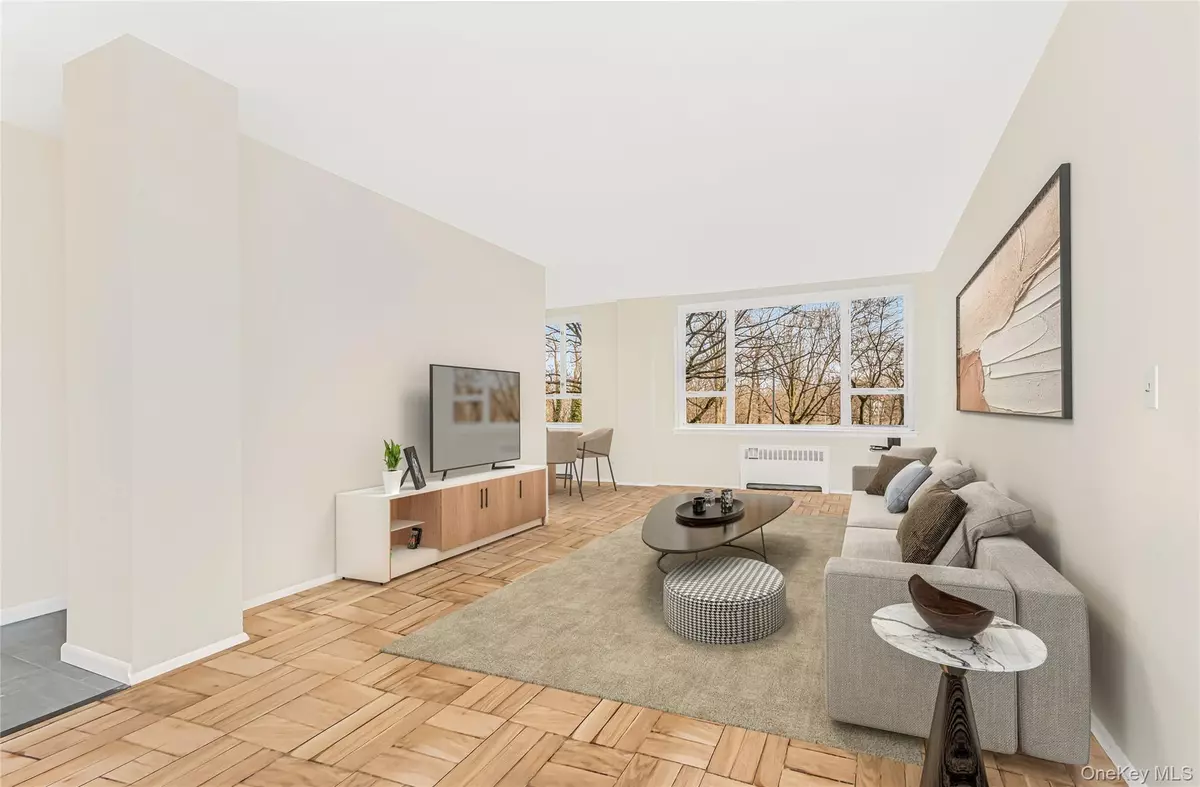 Bronx, NY 10471,5355 Henry Hudson Pkwy #1A