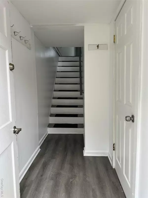Staatsburg, NY 12580,9 Cedar ST