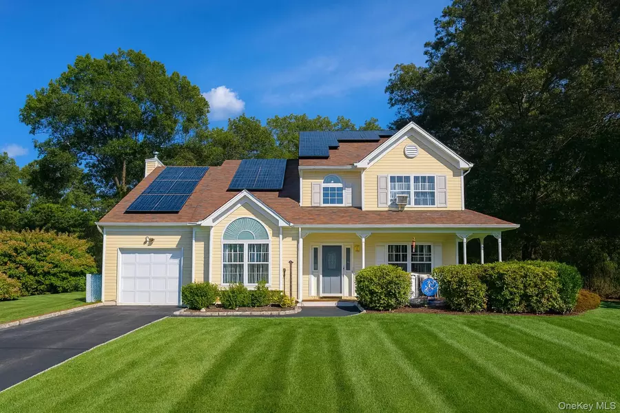 30 Howard DR, Coram, NY 11727