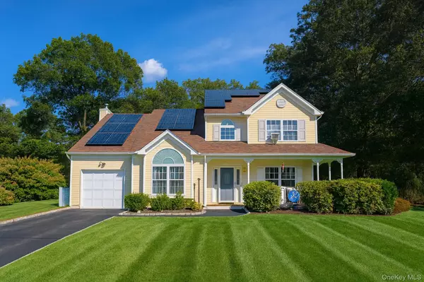 30 Howard DR, Coram, NY 11727