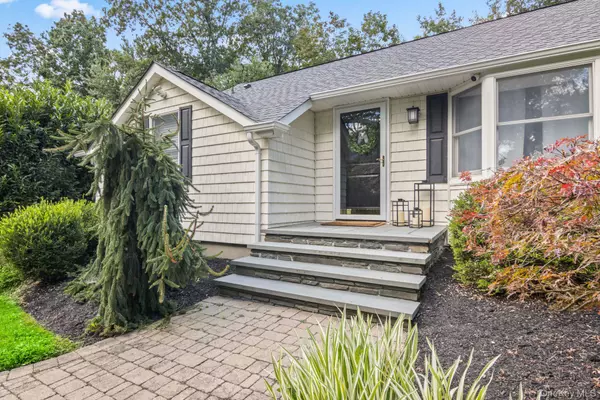 Stony Brook, NY 11790,40 Quaker PATH