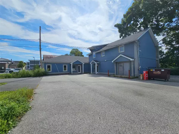 60 N Main ST, Florida, NY 10921