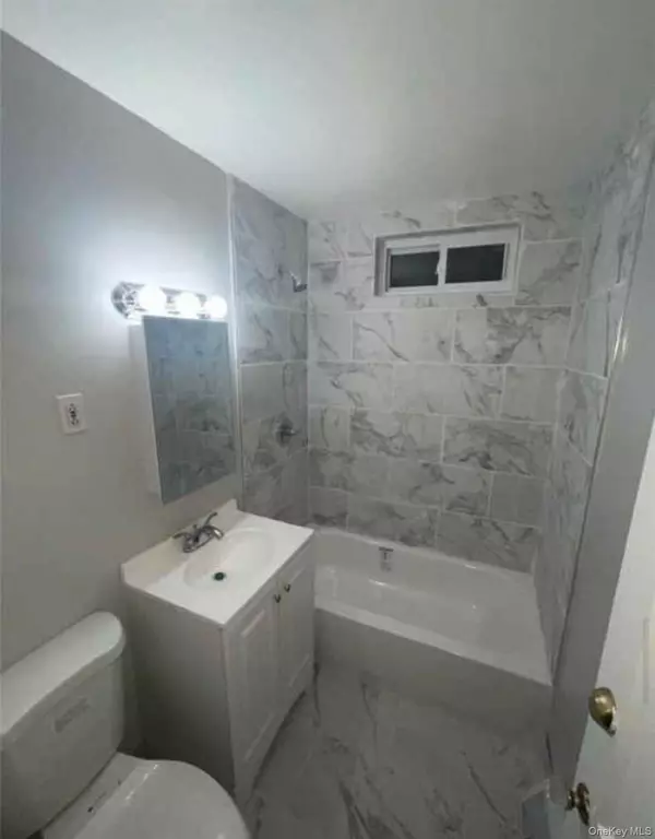 Mastic Beach, NY 11951,79 Church DR