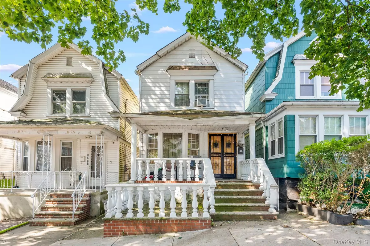 Woodhaven, NY 11421,8506 79th ST