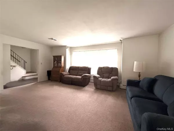 Poughkeepsie, NY 12603,51 Stuart DR