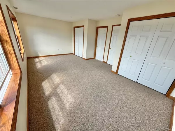 White Plains, NY 10606,327 W Post RD #B