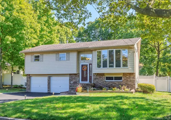 1372 Pulaski RD, East Northport, NY 11731