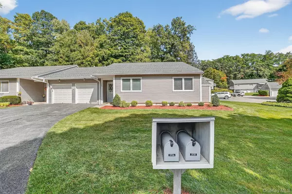 Yorktown Heights, NY 10598,193 Long Hill DR #B