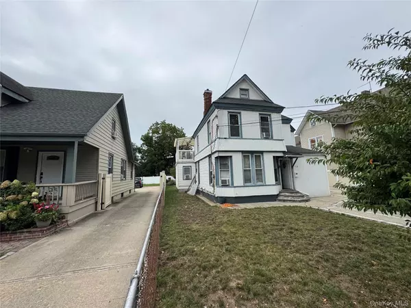Freeport, NY 11520,158 Church ST