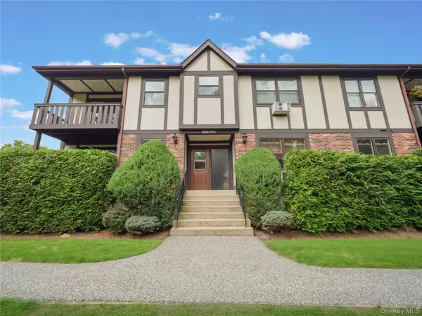 Valley Cottage, NY 10989,732 Sierra Vista LN