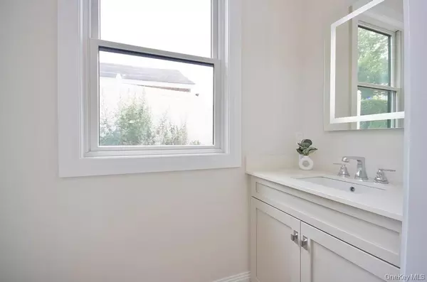 Sleepy Hollow, NY 10591,42 Andrews LN