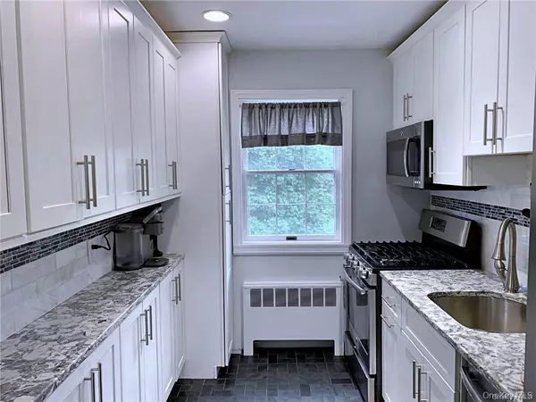 Pleasantville, NY 10570,600 Bedford RD #10