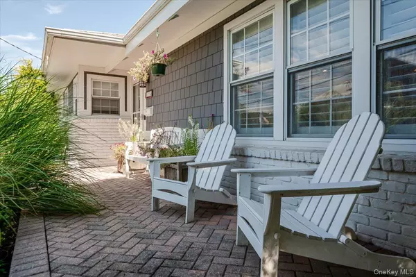 Atlantic Beach, NY 11509,114 Erie AVE