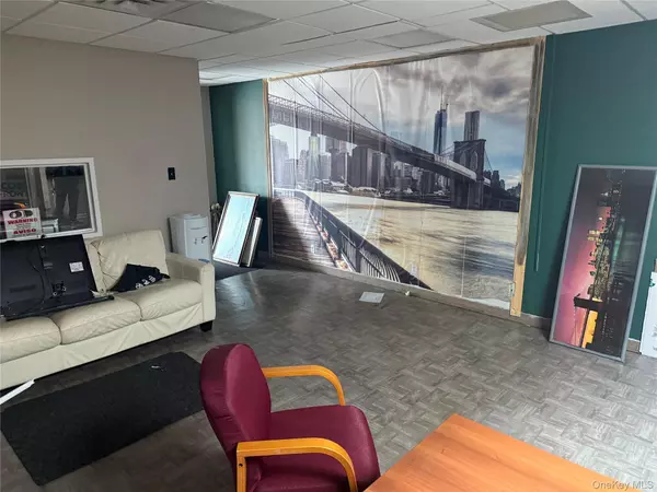 Bronx, NY 10461,2024 Williamsbridge RD