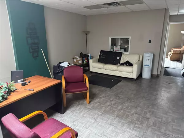 Bronx, NY 10461,2024 Williamsbridge RD