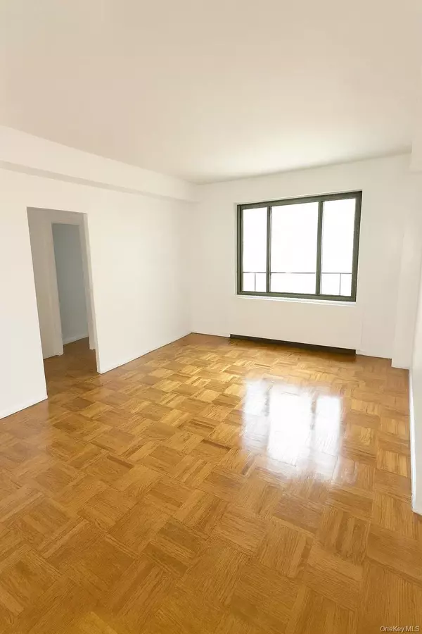 Bronx, NY 10462,1554 Unionport RD #3B