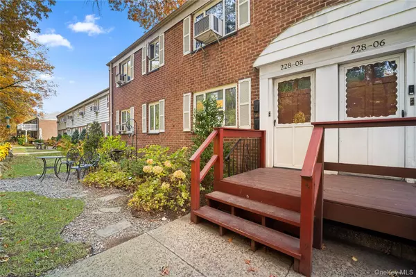 Queens Village, NY 11427,228-08 Stronghurst AVE #Lower