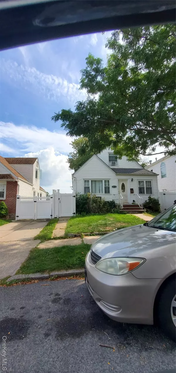 169-20 21st RD, Whitestone, NY 11357