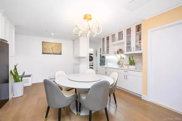 Flushing, NY 11355,13620 Booth Memorial AVE #2A