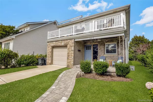 Long Beach, NY 11561,625 E Beech ST