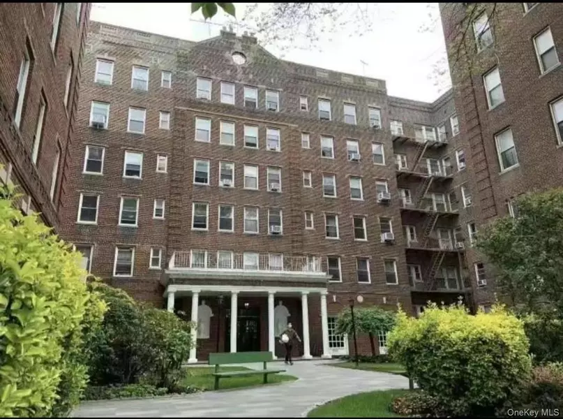 141-25 Northern BLVD #B21, Flushing, NY 11354