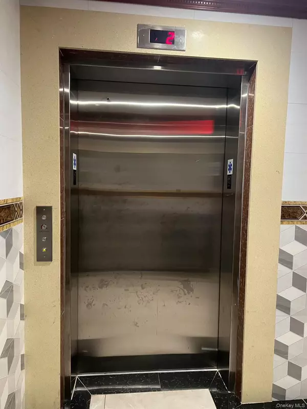 East Elmhurst, NY 11369,25-56 97th ST