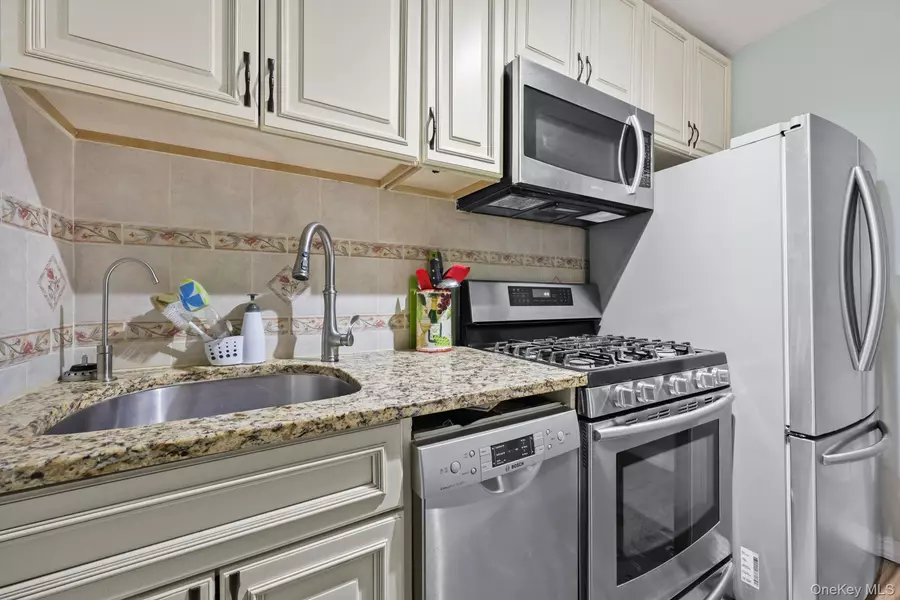 30 E Hartsdale AVE #5L, Hartsdale, NY 10530