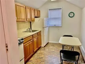 Cedarhurst, NY 11516,43 Columbia AVE