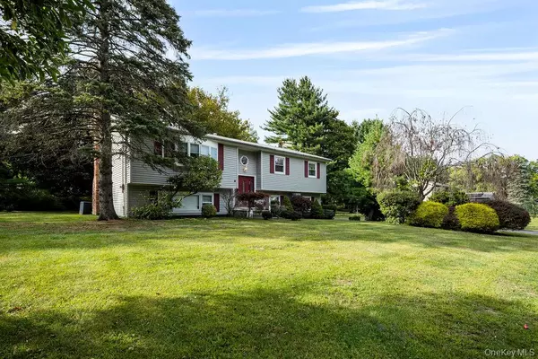 Spring Valley, NY 10977,6 Fairway OVAL