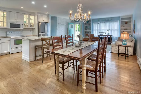 Southold, NY 11971,1040 Nakomis RD