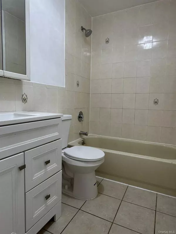 Brooklyn, NY 11208,795 Linwood ST