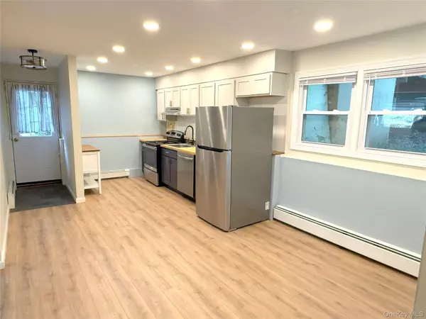 Congers, NY 10920,44 S Rockland AVE
