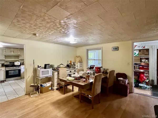 Cuddebackville, NY 12729,43 Prospect Hill RD