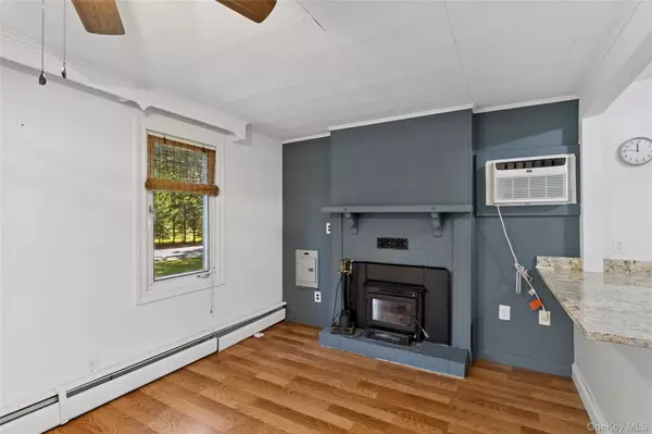 Middle Island, NY 11953,44 S Swezeytown RD