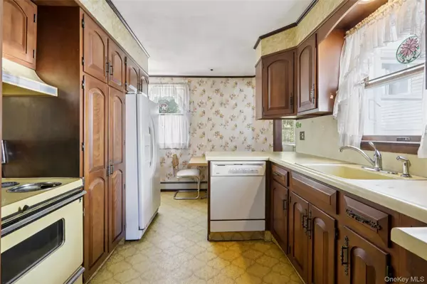 Highland Falls, NY 10928,65 Church ST