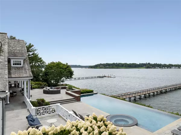 Cove Neck, NY 11771,75 Cove Neck RD