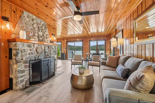 Greenwood Lake, NY 10925,14 Woodlands TER