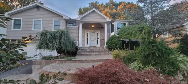 Jericho, NY 11753,72 Orange DR