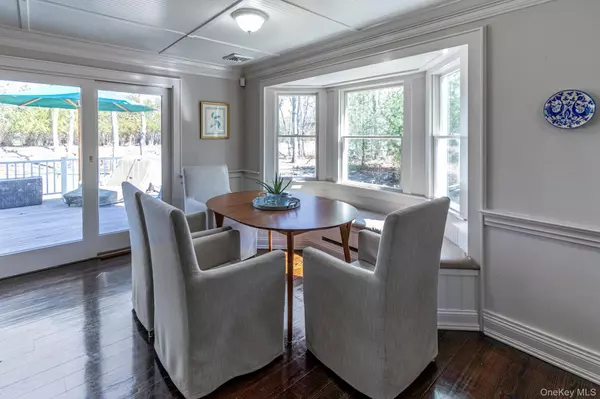 Hampton Bays, NY 11946,6 Bayview TER