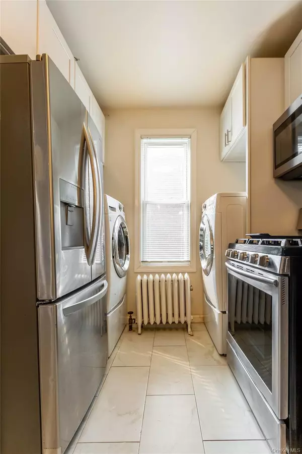 Bronx, NY 10463,3801 Sedgwick AVE